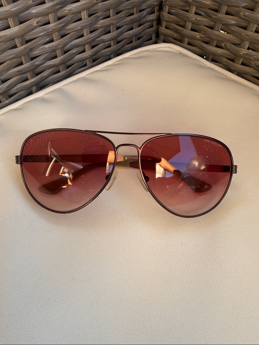 Women Aviator Sunglasses - light Brown Lens